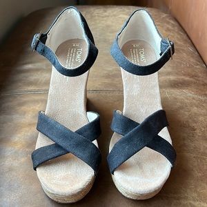 Toms Wedge Sandals in Black Canvas